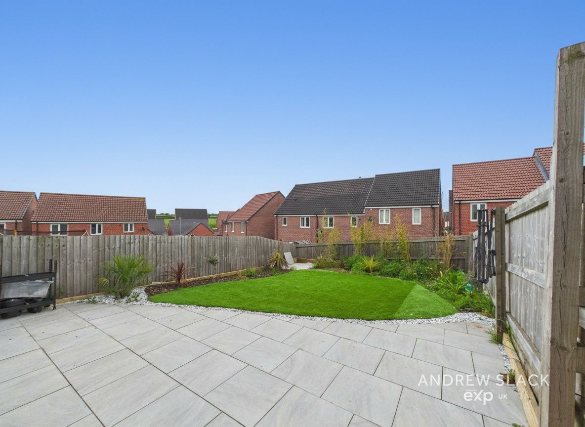 Detached House in Mansfield