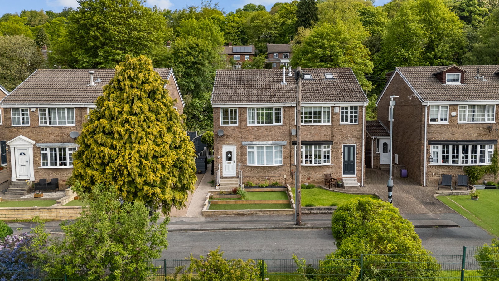Semi Detached House in Halifax