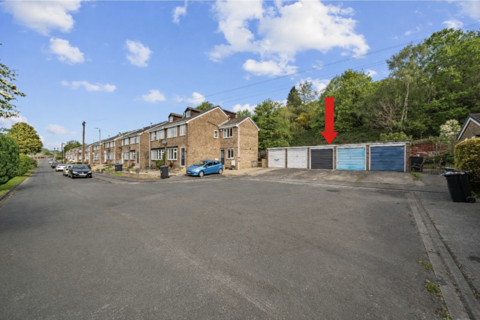 Semi Detached House in Halifax