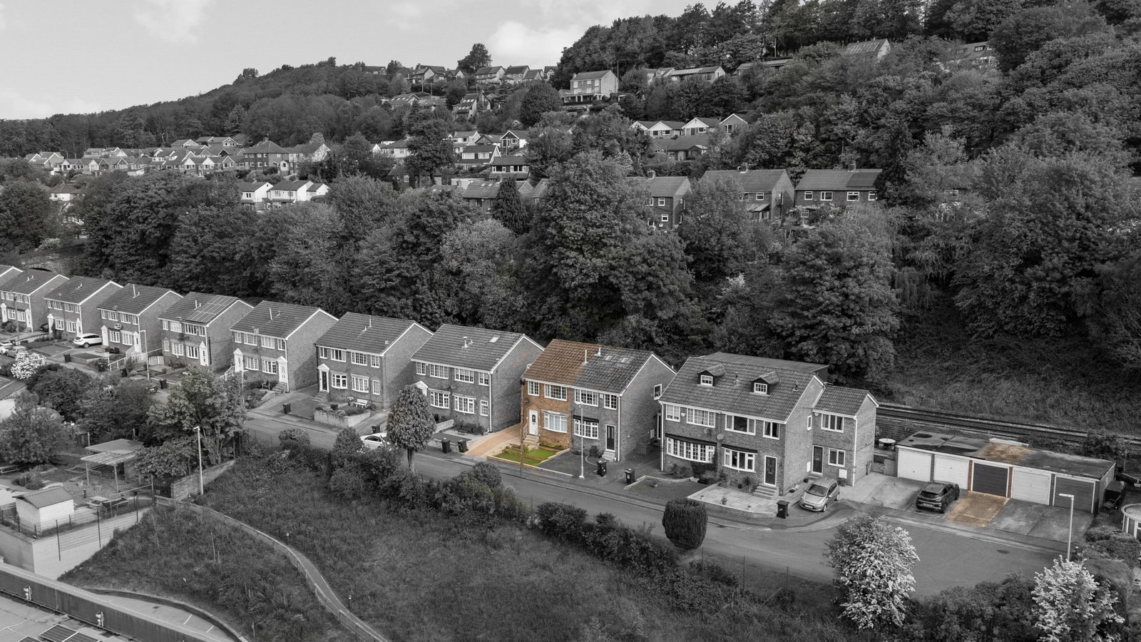 Semi Detached House in Halifax