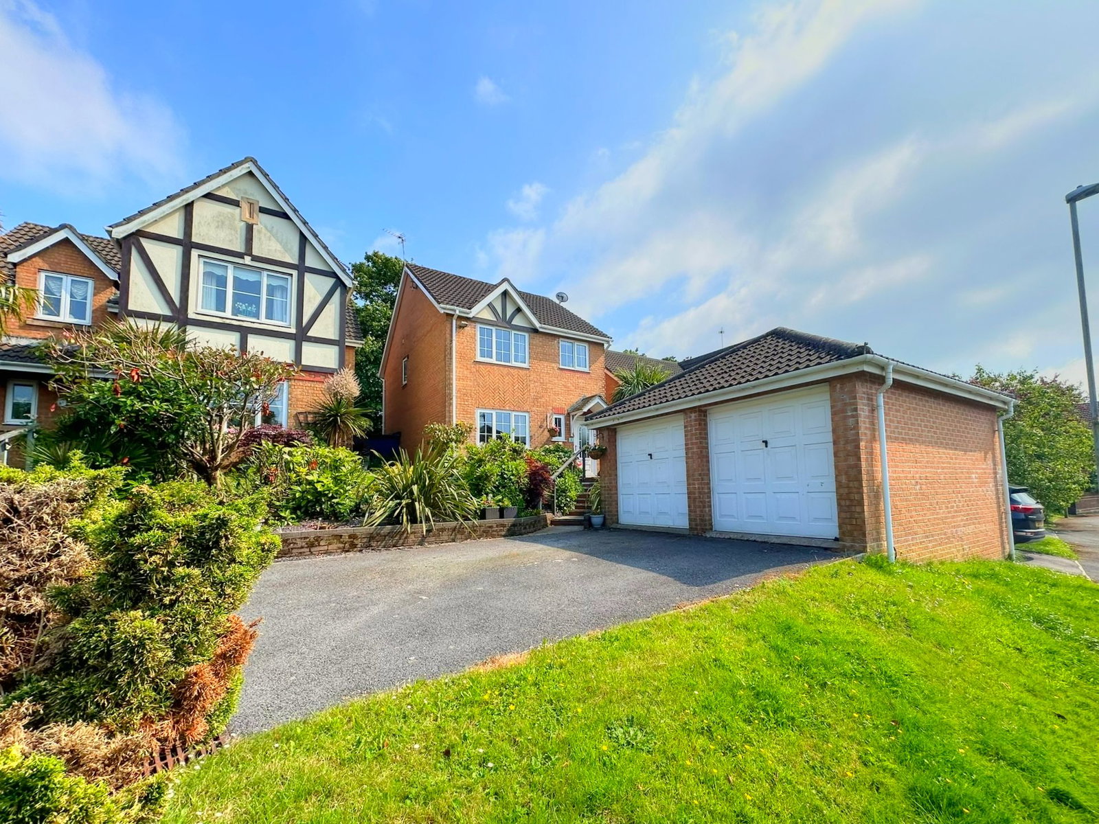 Detached House in Swansea
