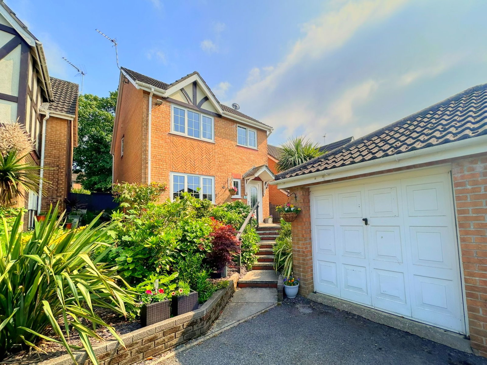 Detached House in Swansea