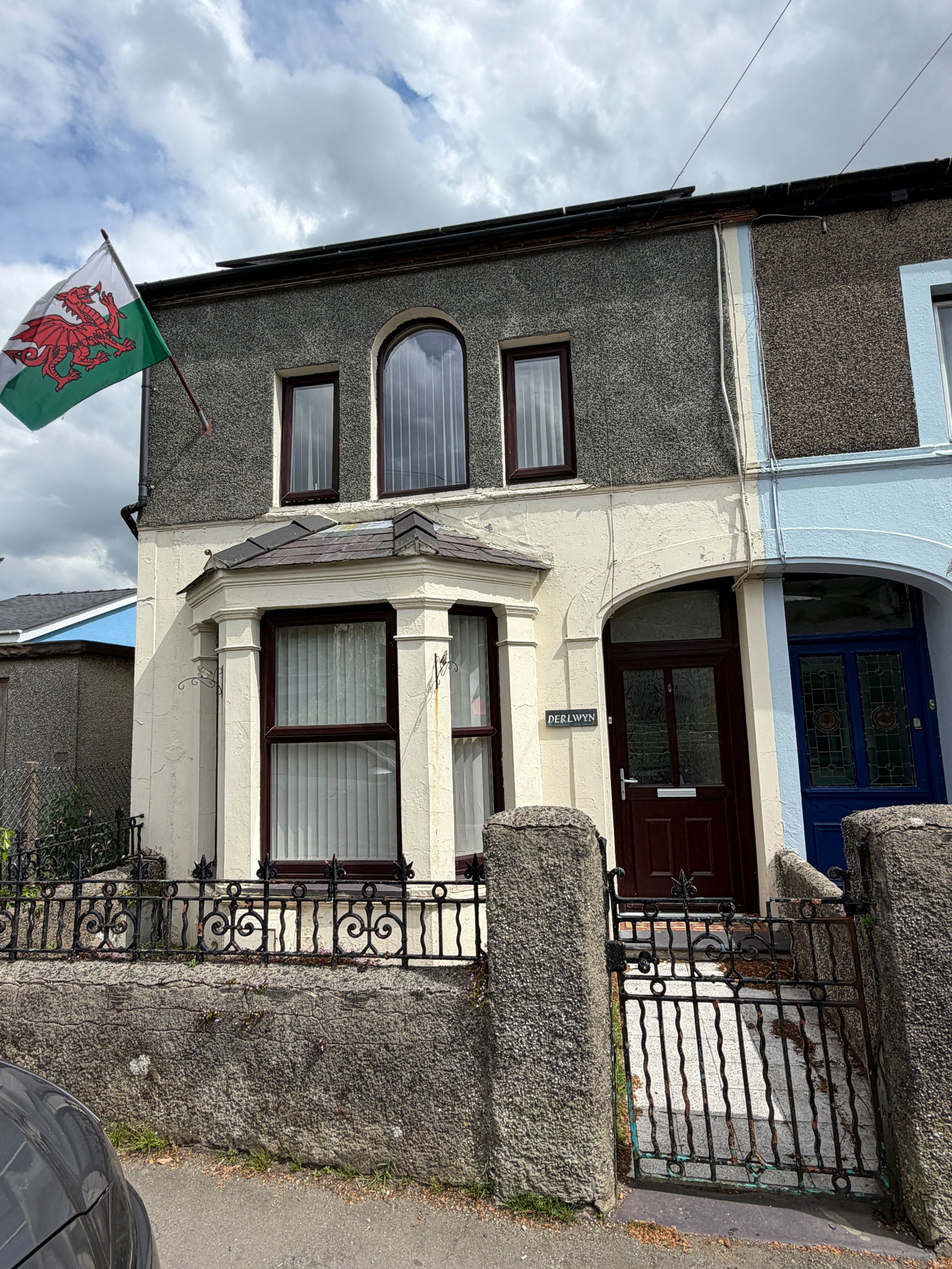 End Of Terrace House in Caernarfon