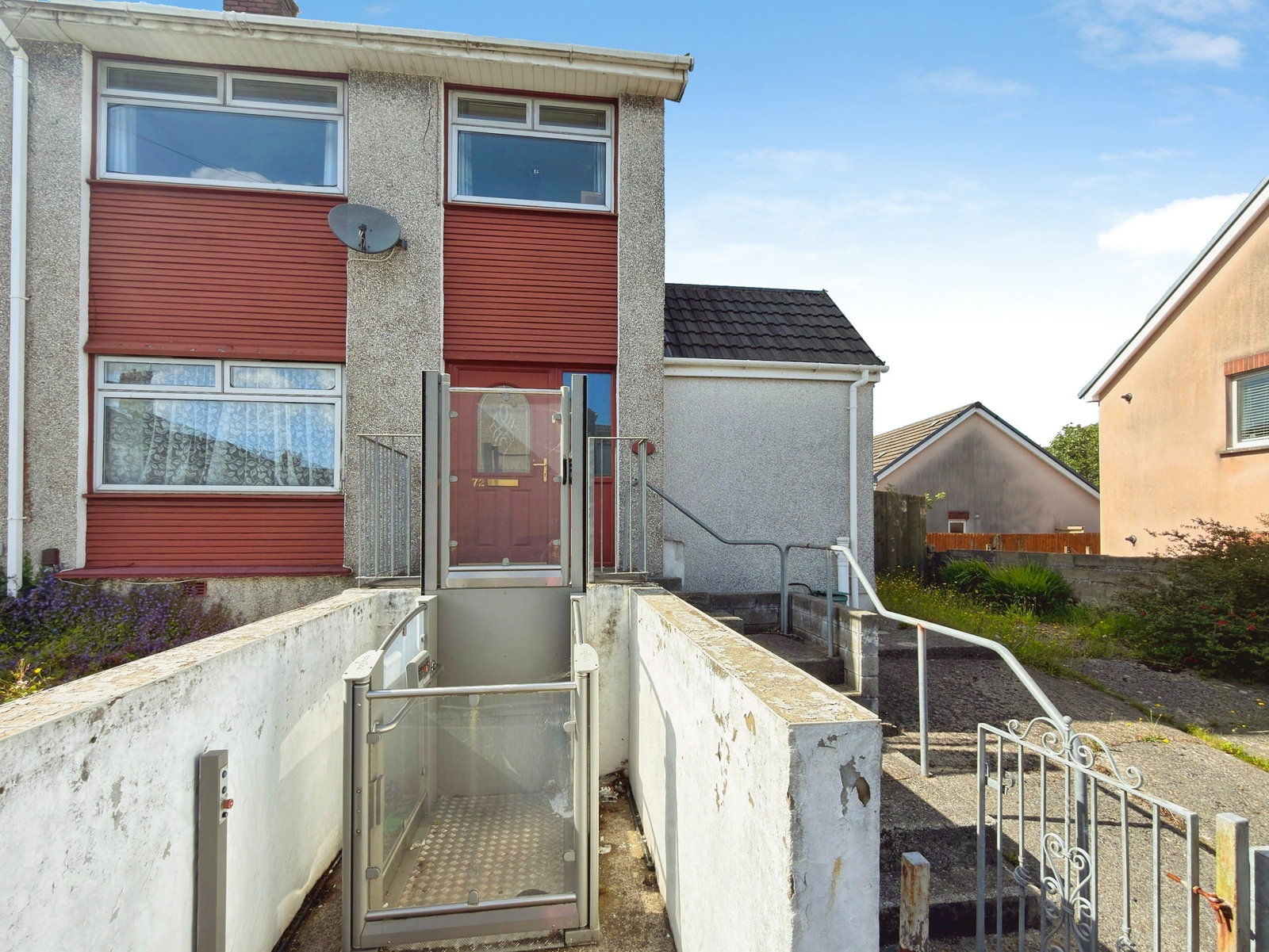 Semi Detached House in Swansea