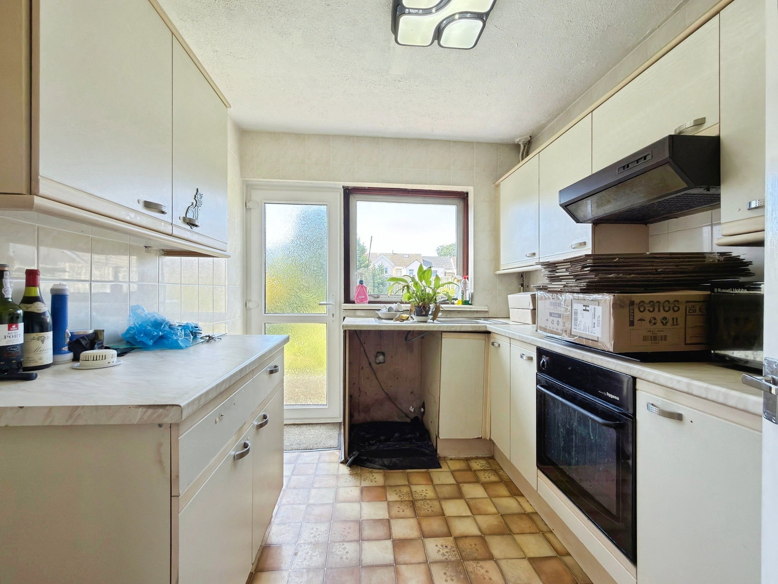 Semi Detached House in Swansea