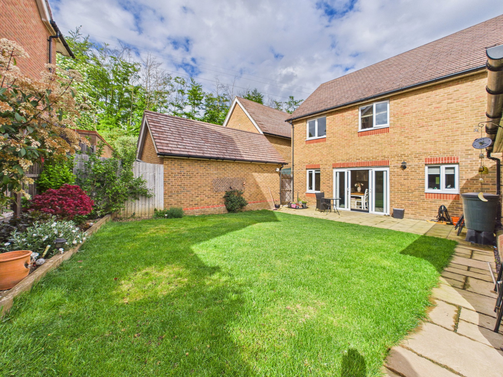 Detached House in Rochester