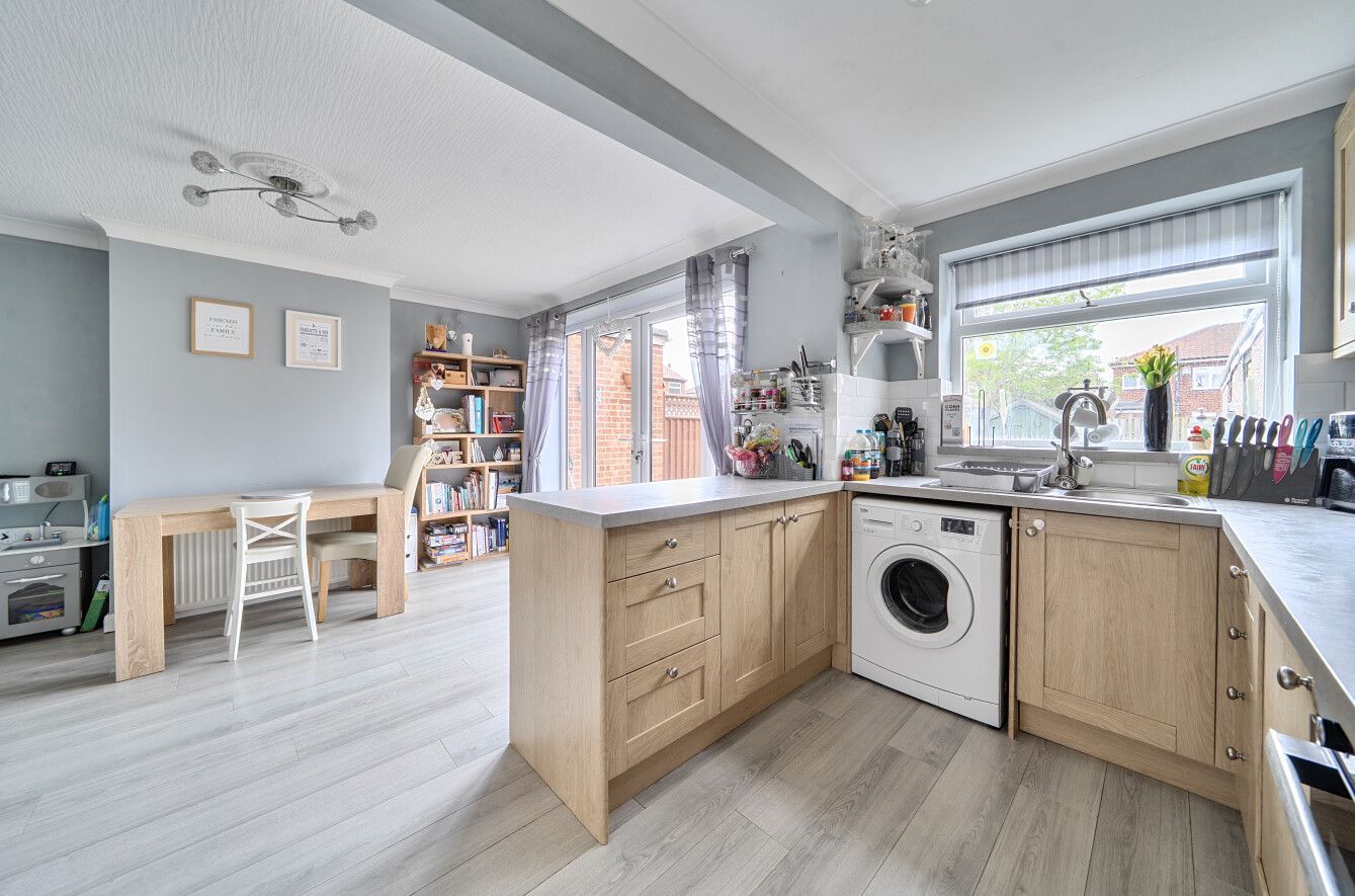 Semi Detached House in York