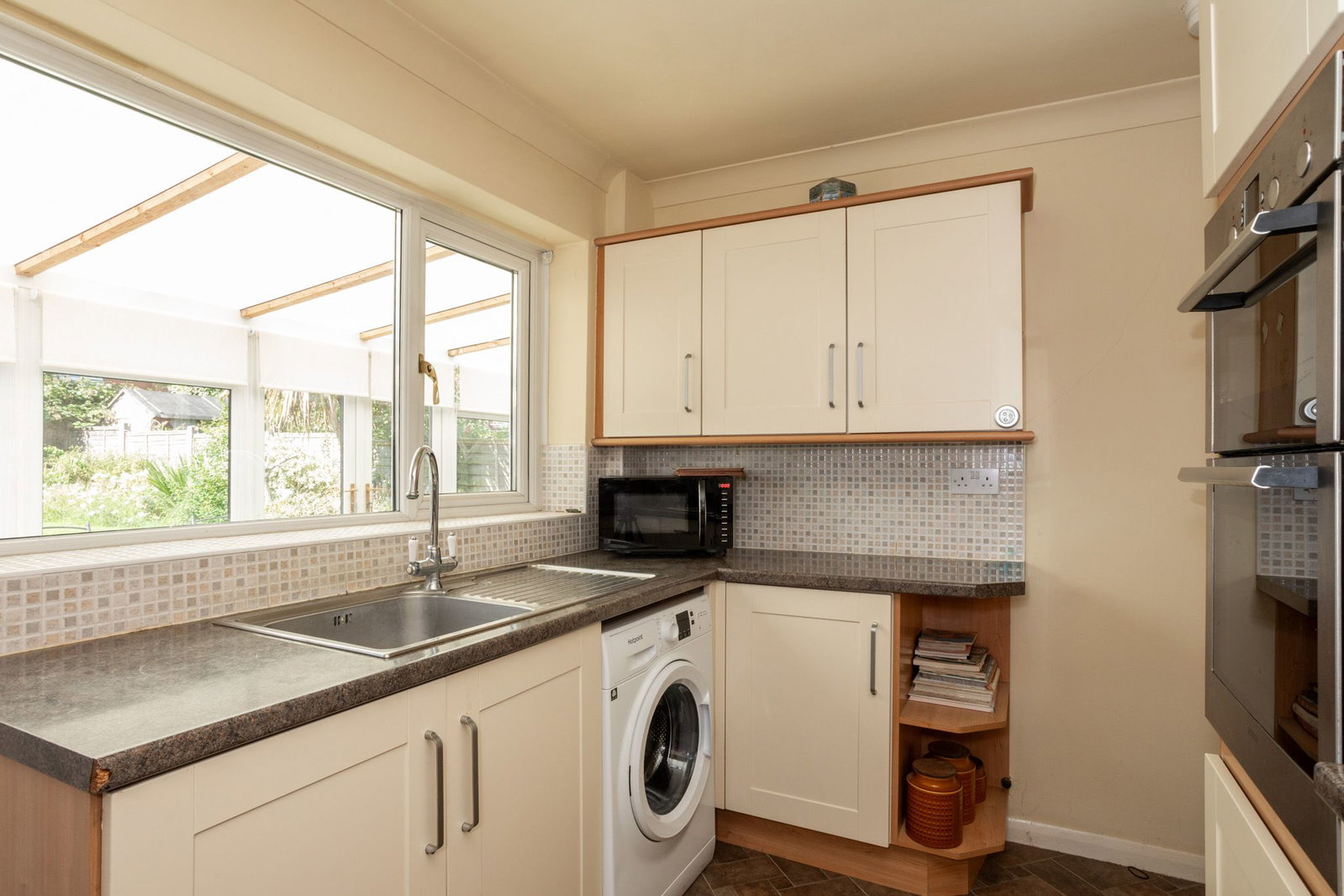 Semi Detached Bungalow in Ashford