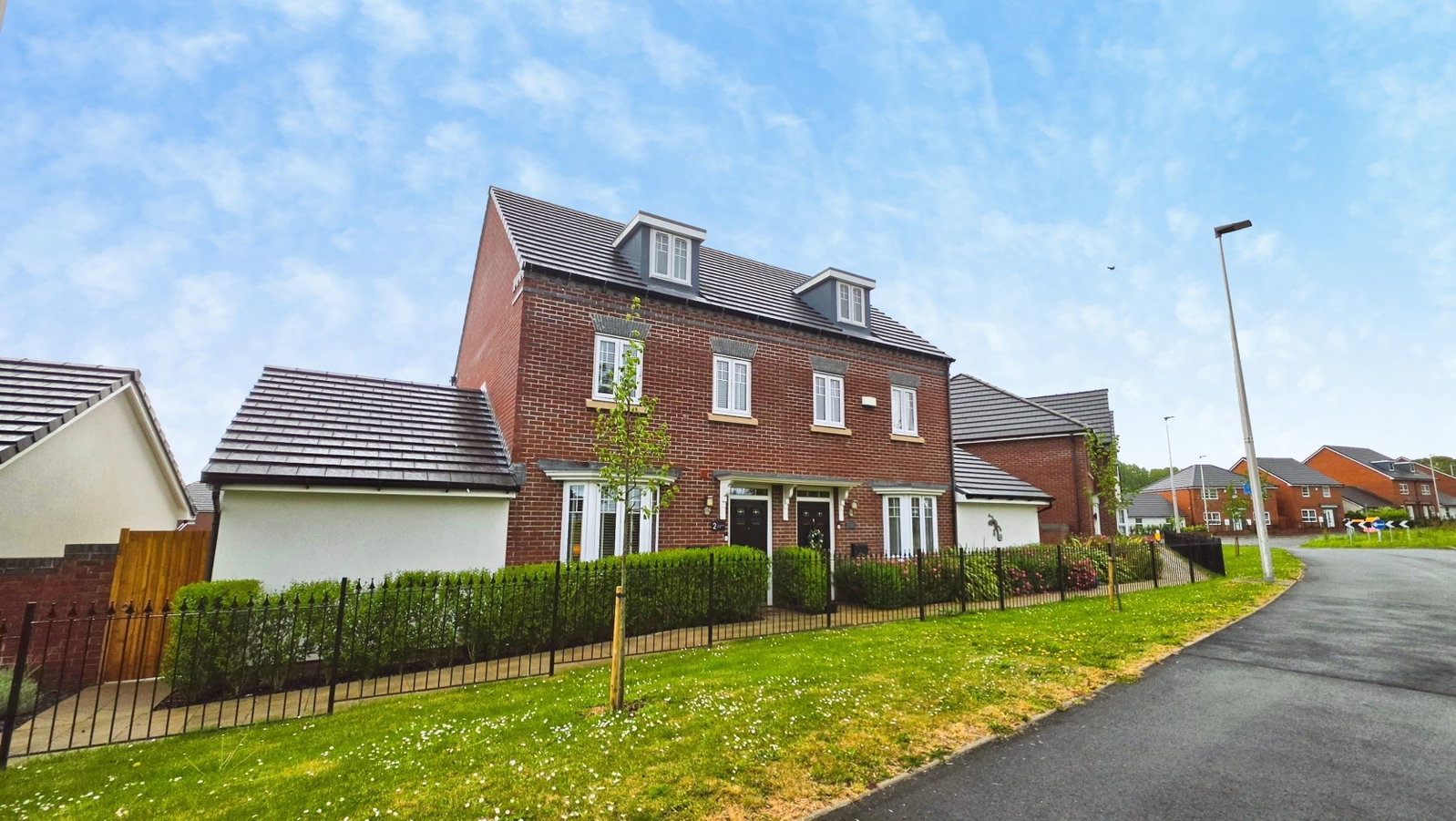 Semi Detached House in Barry