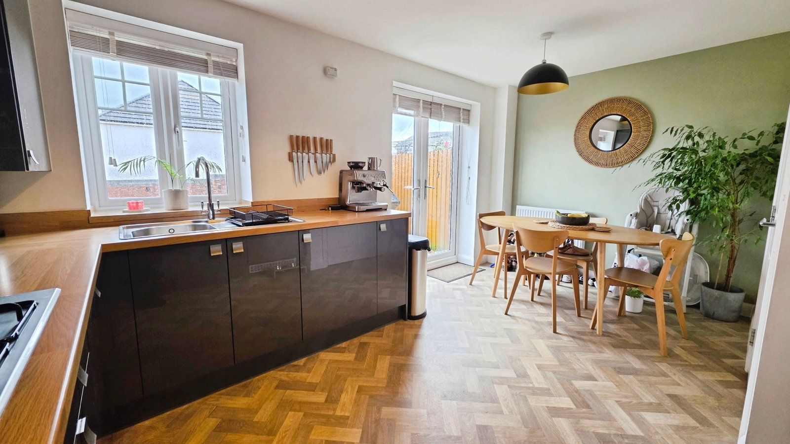 Semi Detached House in Barry