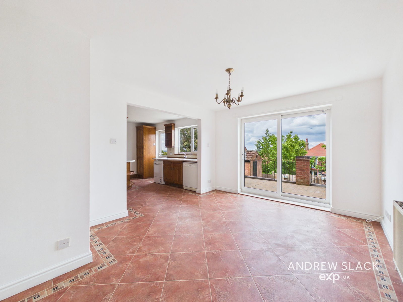 Detached House in Nottingham