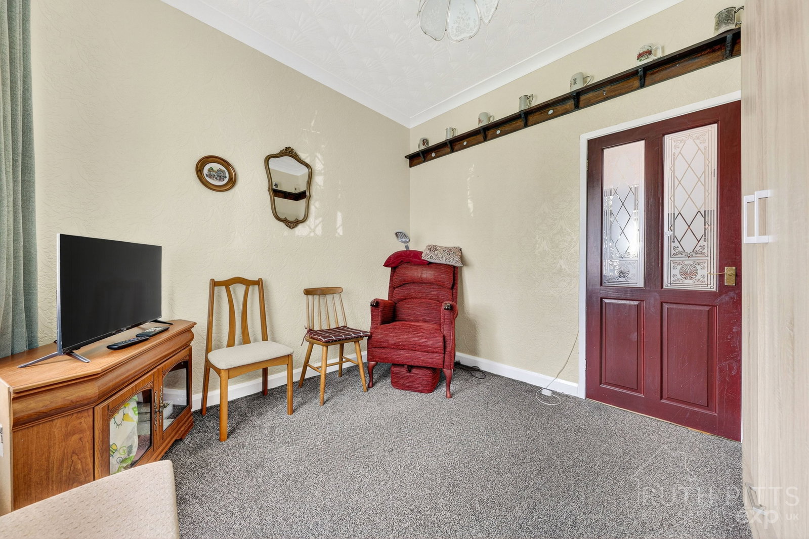 Semi Detached House in Pontefract