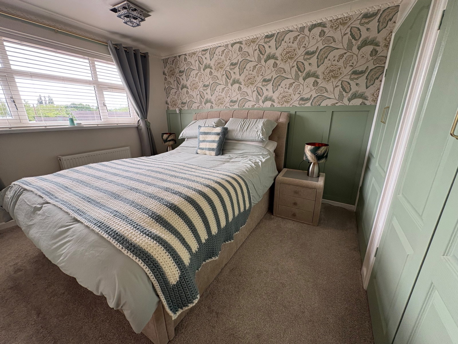 Semi Detached House in Worksop