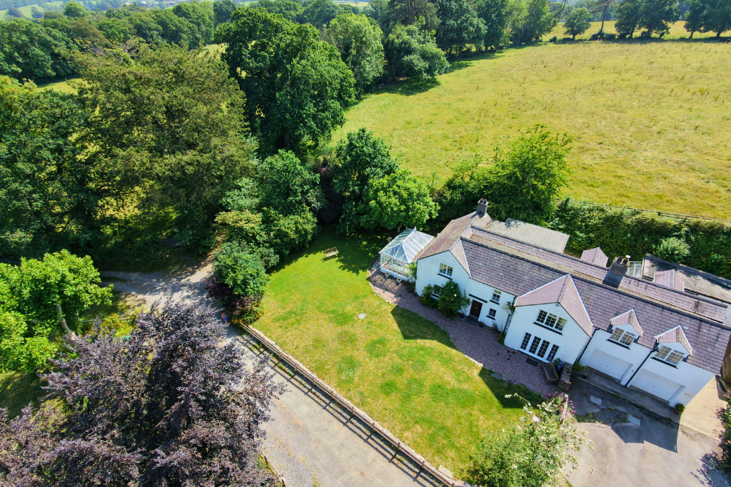 Detached House in Cardigan