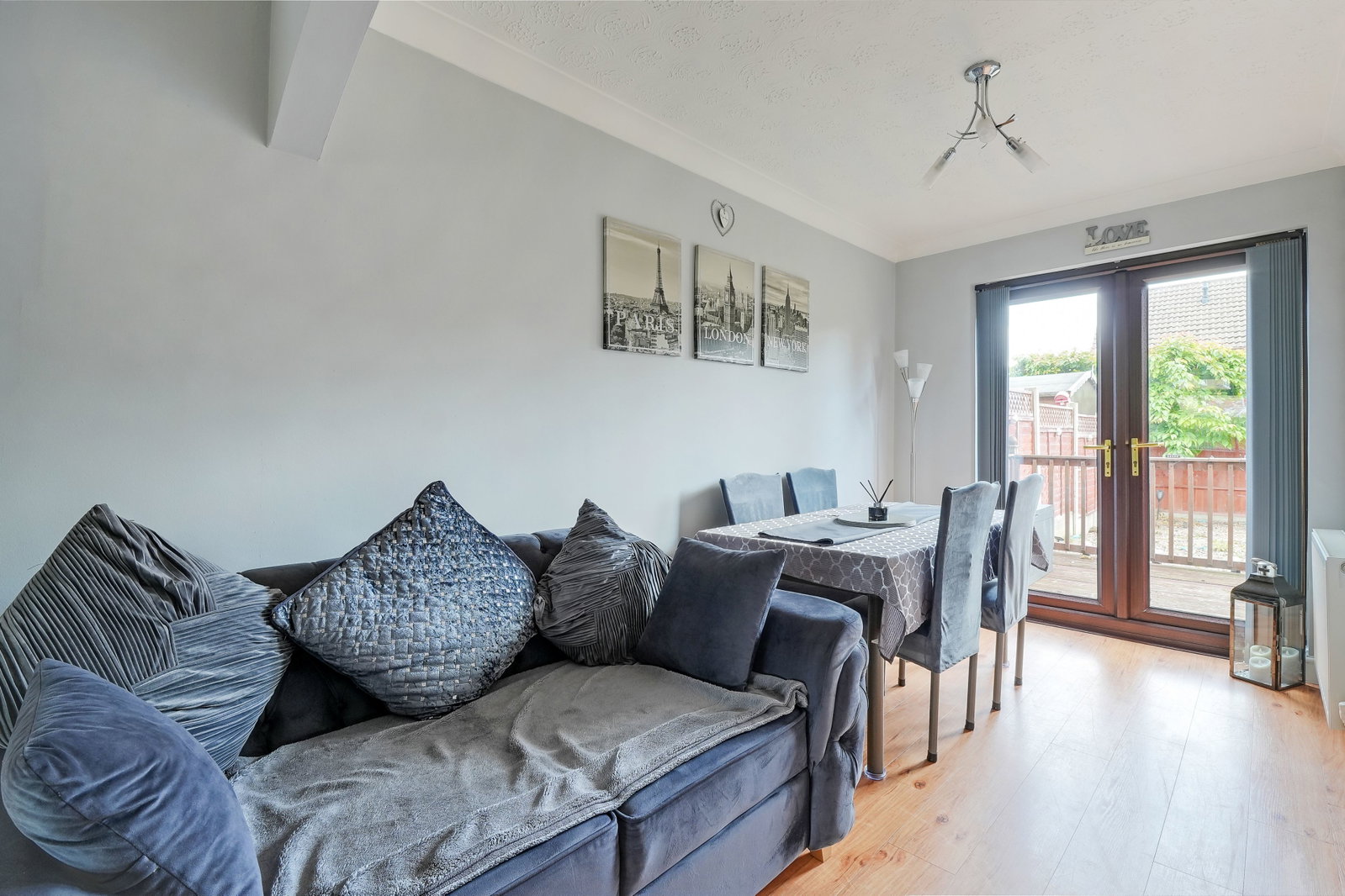 Semi Detached House in Sheffield