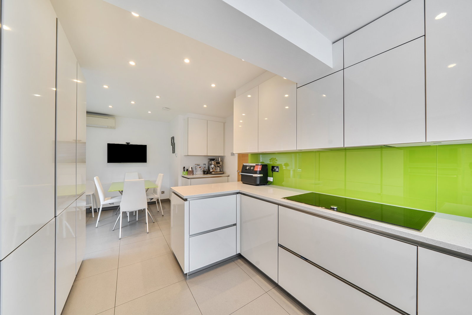Detached House in Stanmore