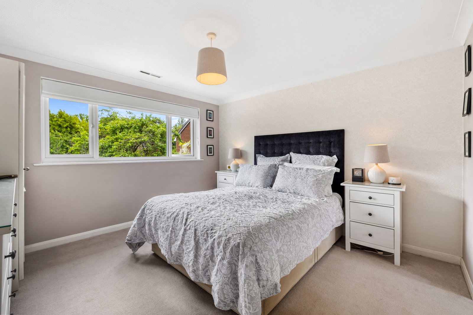 Detached House in Crawley