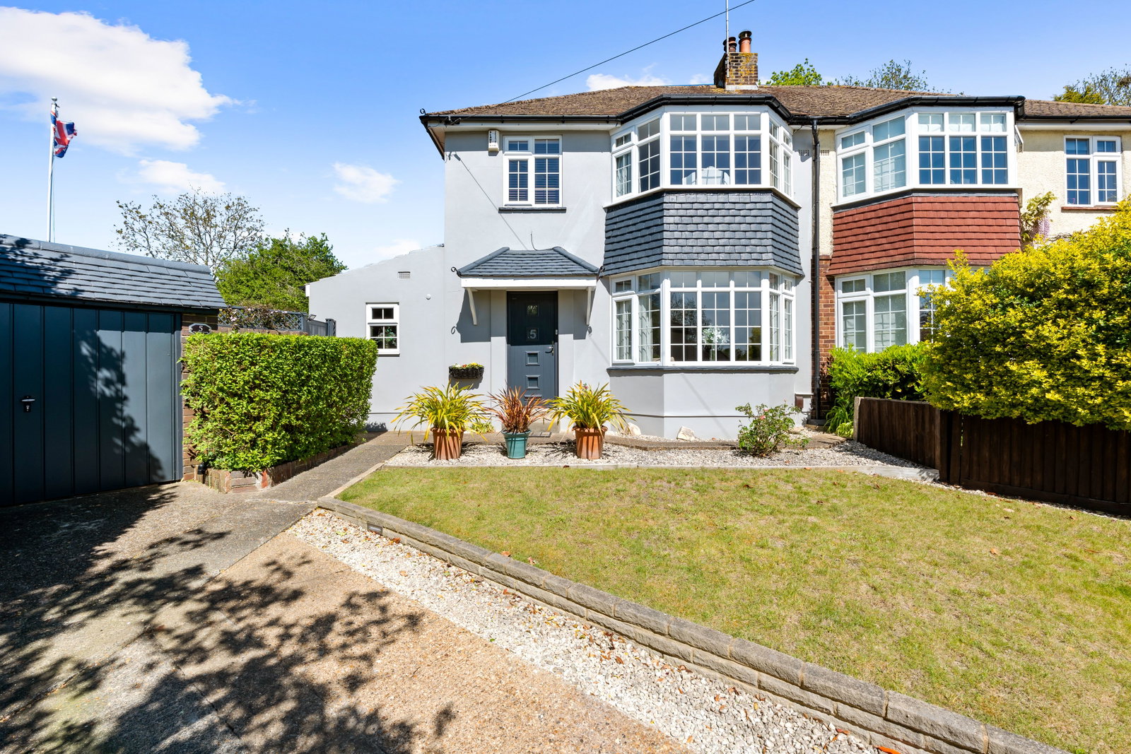 Semi Detached House in Tadworth