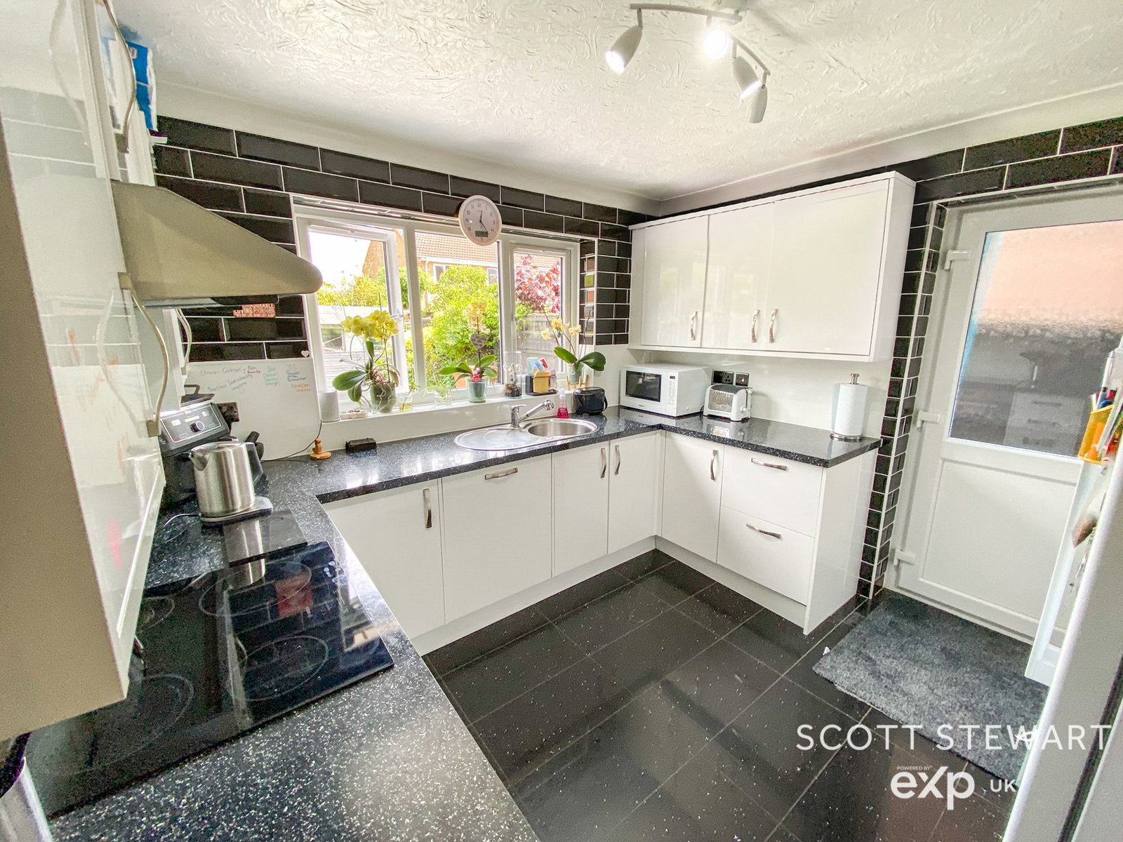 Detached House in Peterborough