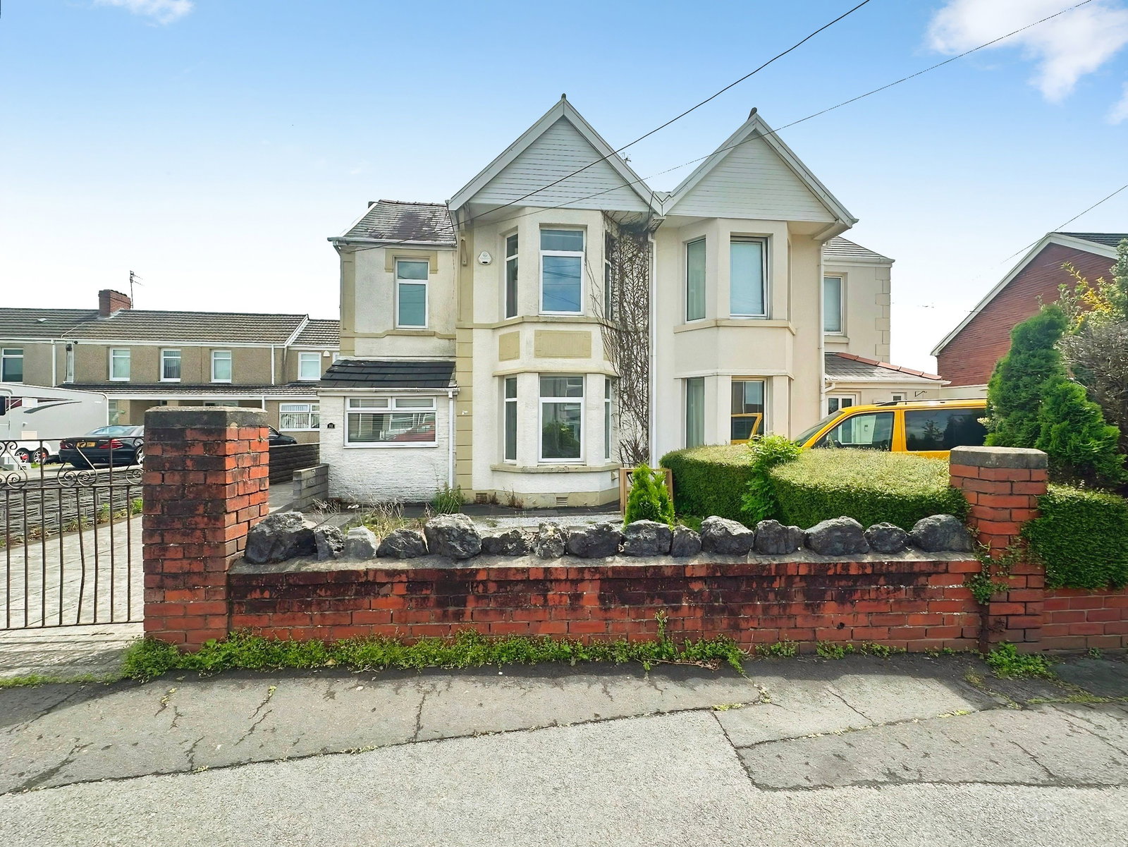 Semi Detached House in Swansea