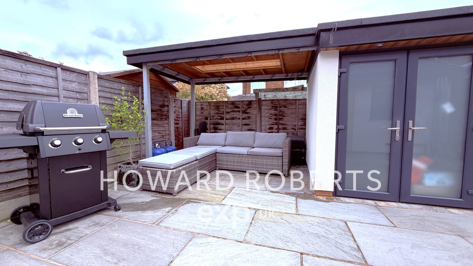 Semi Detached House in Preston