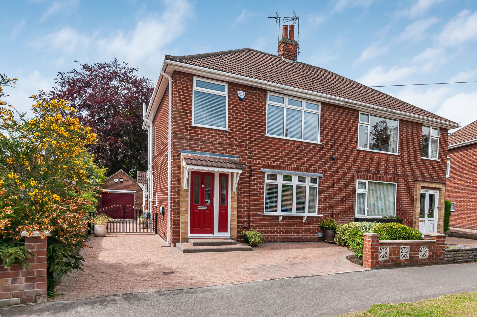 Semi Detached House in Cottingham