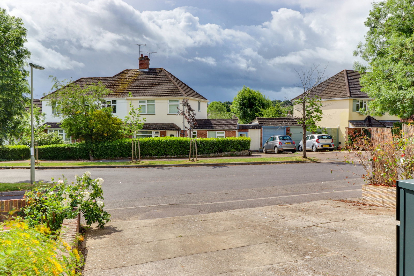 Semi Detached House in Leatherhead
