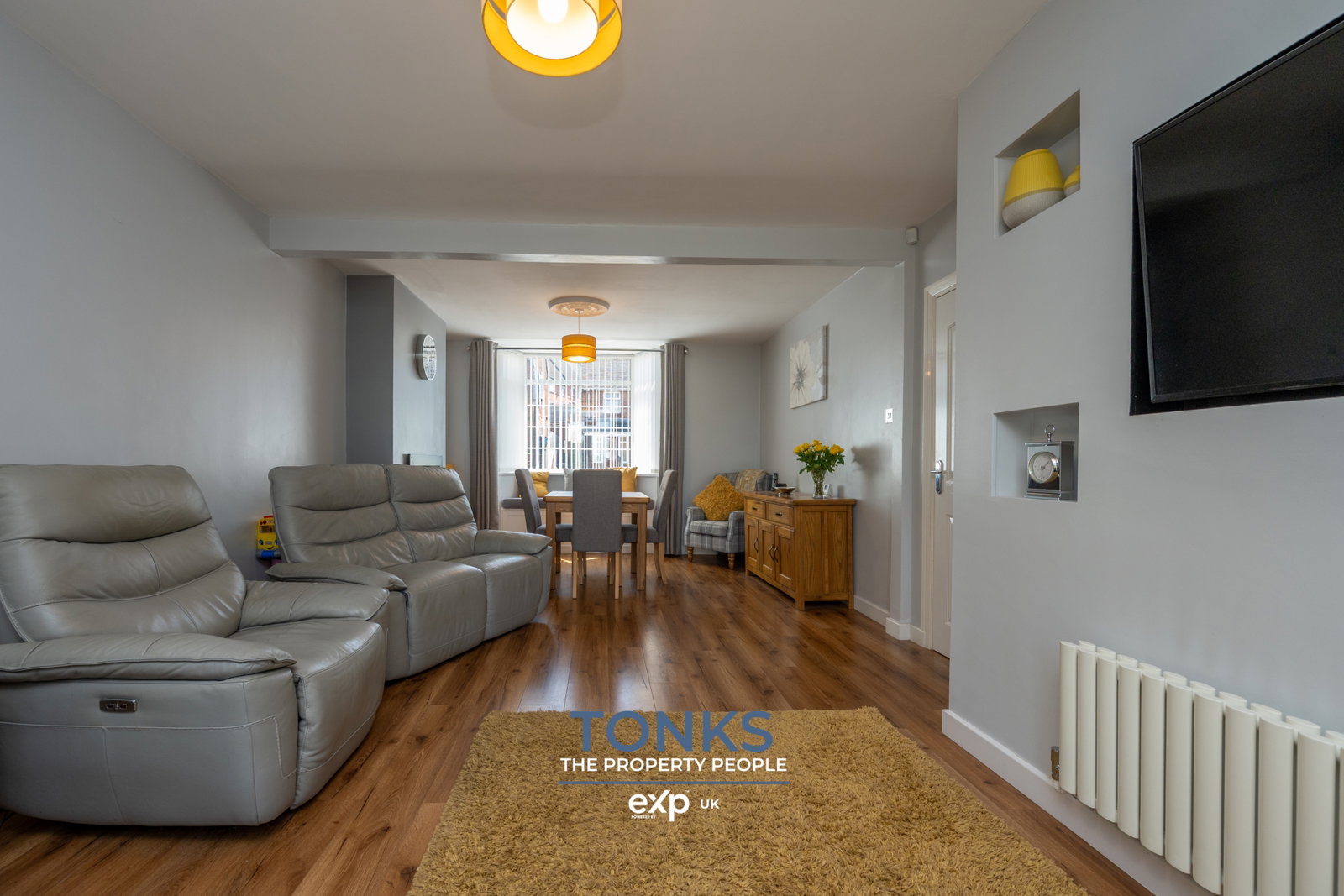 Semi Detached House in Oldbury