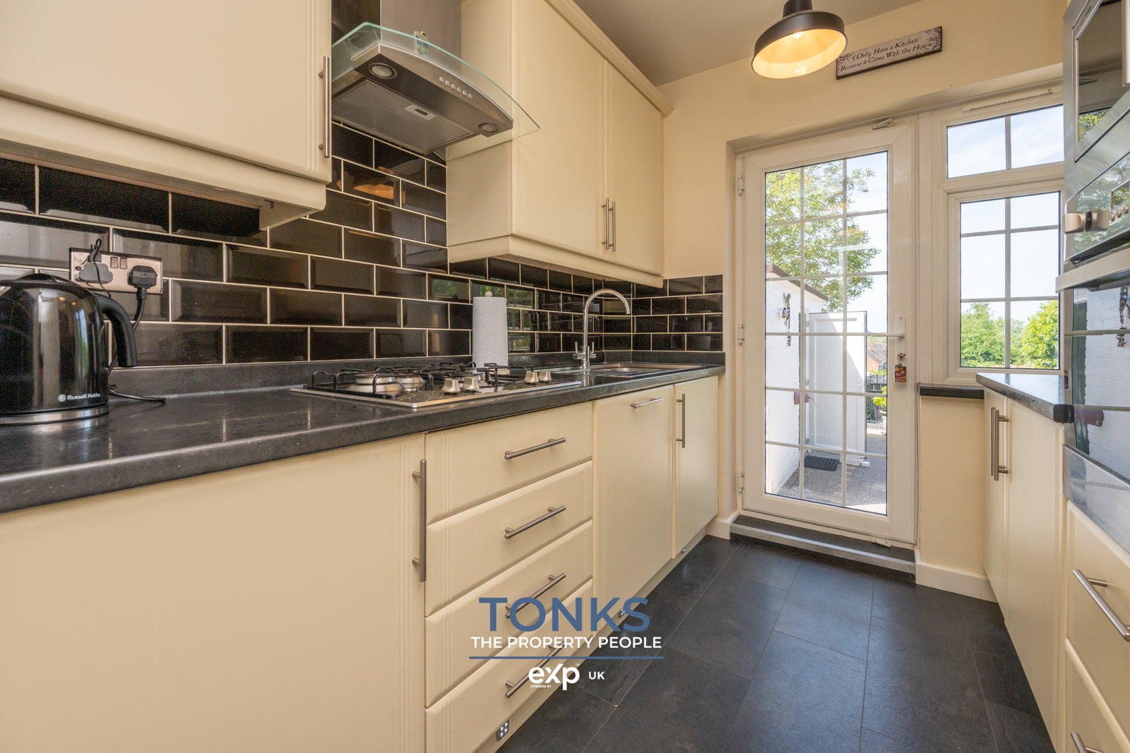 Semi Detached House in Oldbury