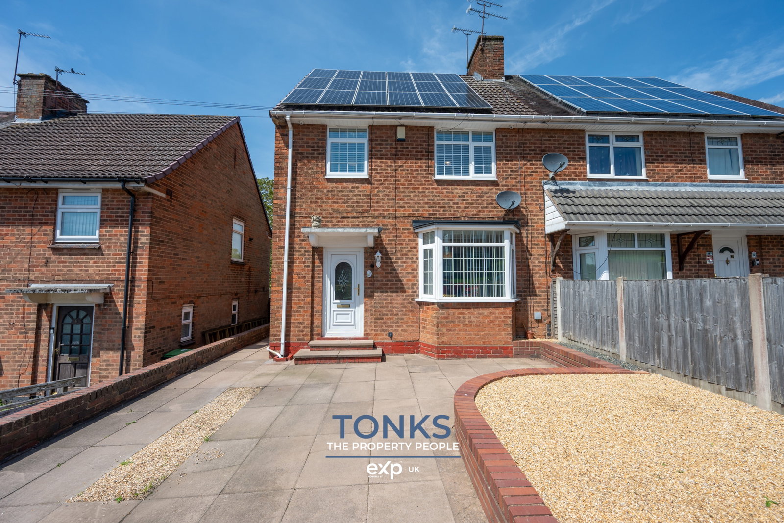 Semi Detached House in Oldbury