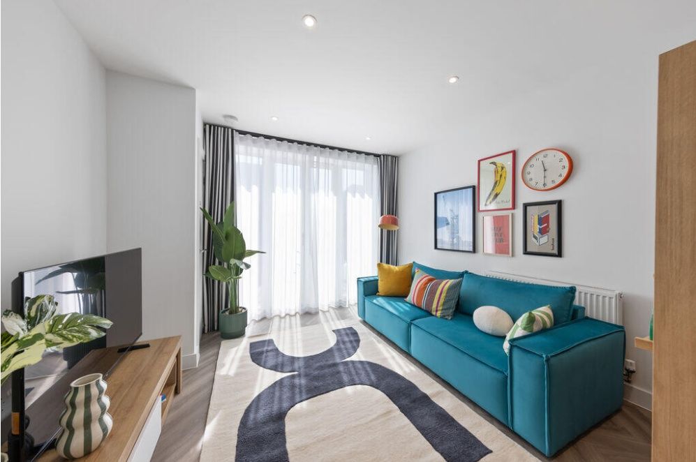 Semi Detached House in Rochester