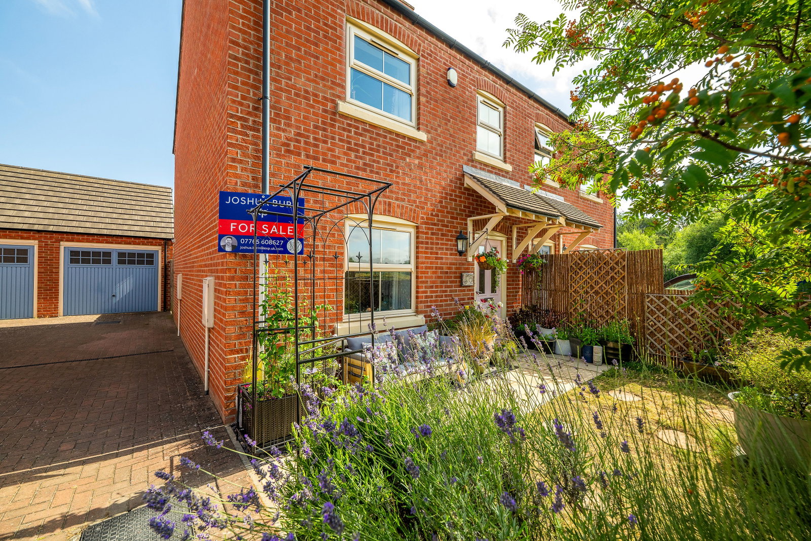 Semi Detached House in Lincoln