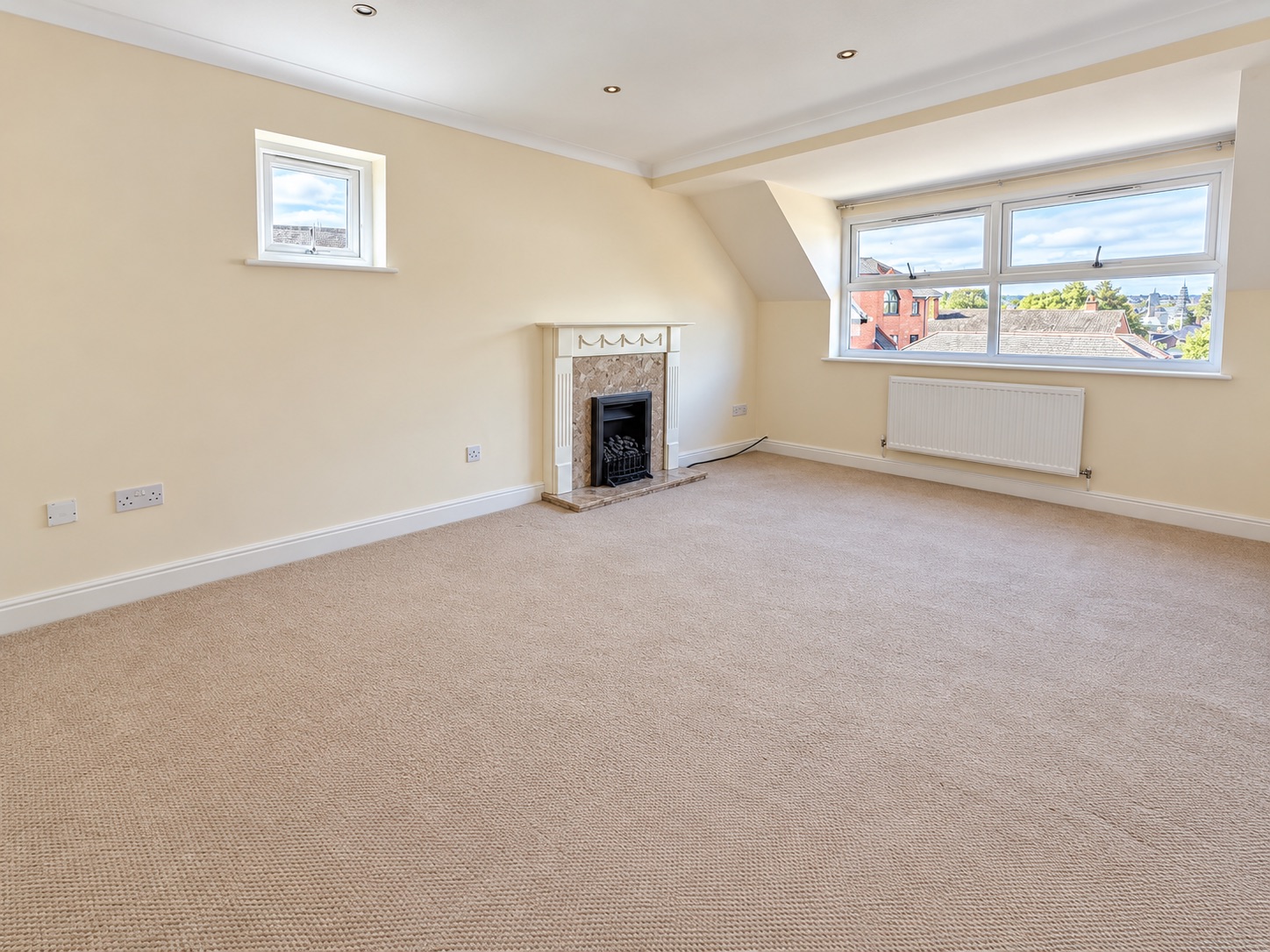 Flat for sale in Exeter, Swan Court, Old Mill Close, Exeter