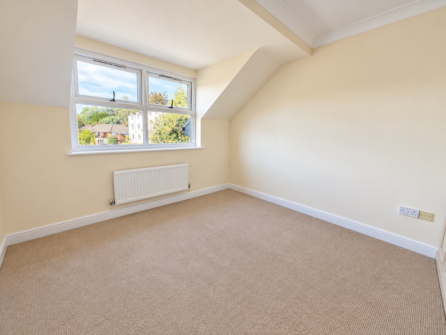 Flat for sale in Exeter, Swan Court, Old Mill Close, Exeter