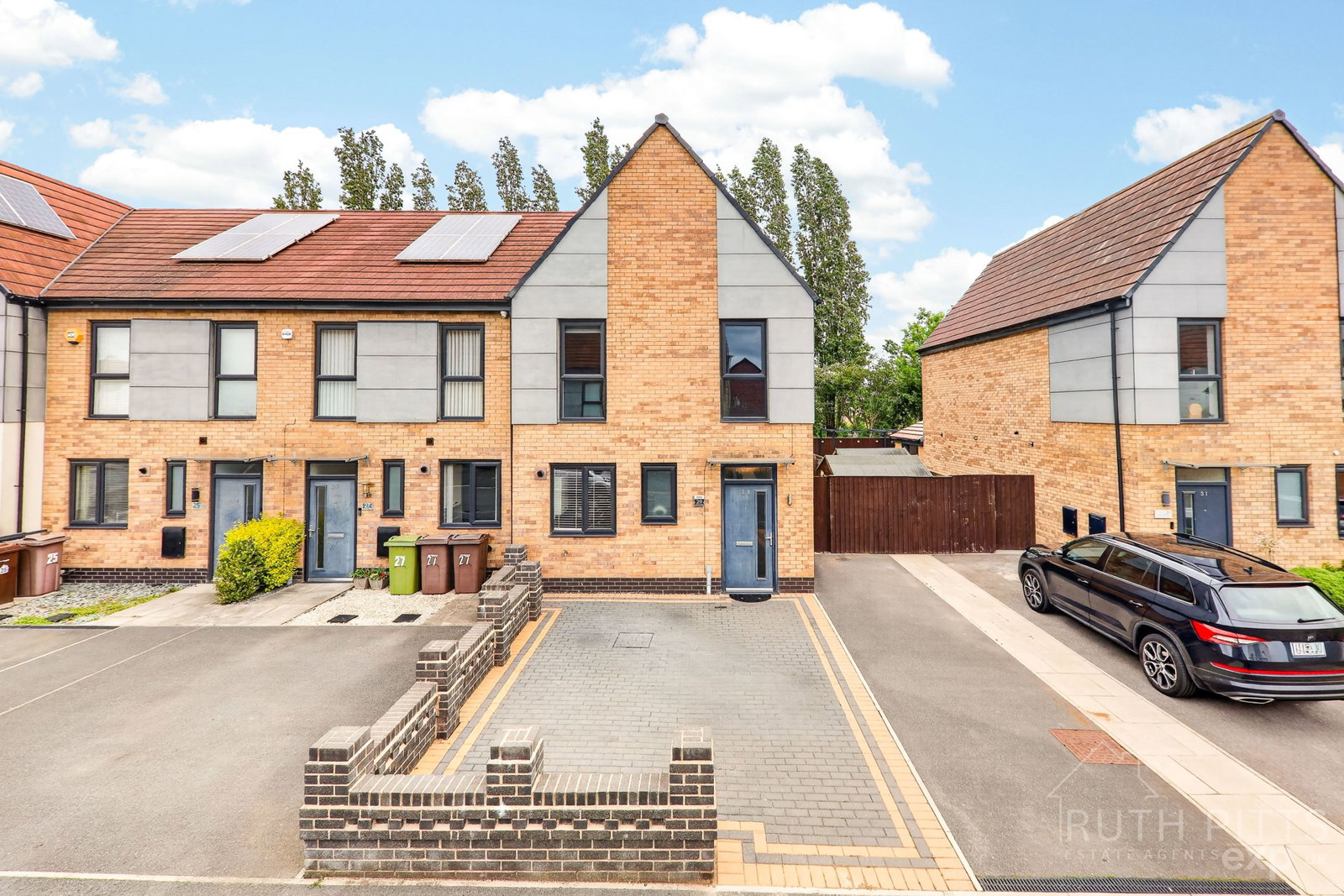 End Of Terrace House in Pontefract