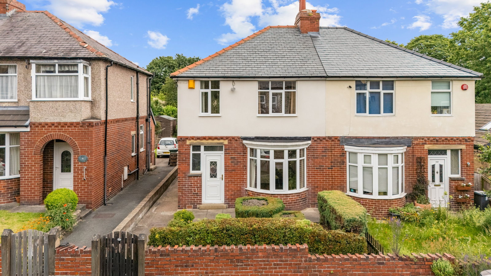 Semi Detached House in Huddersfield