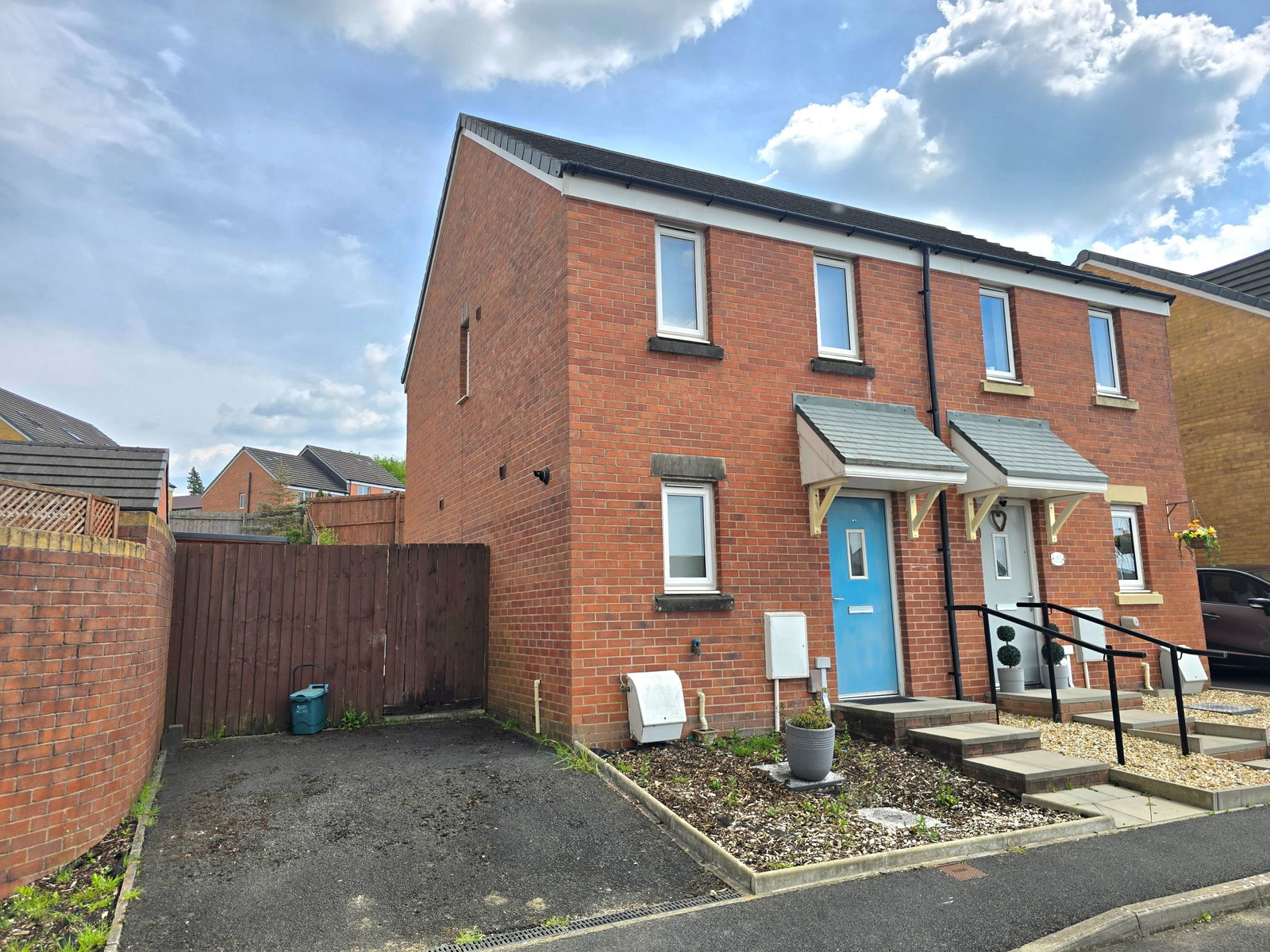 Semi Detached House in Swansea