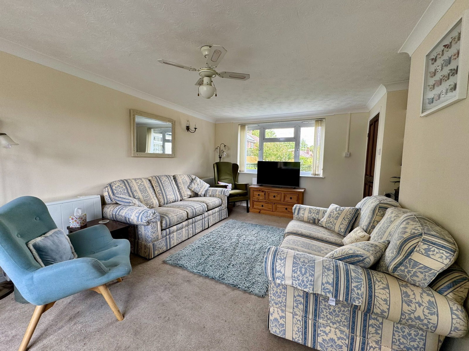 Terraced House in Ashford