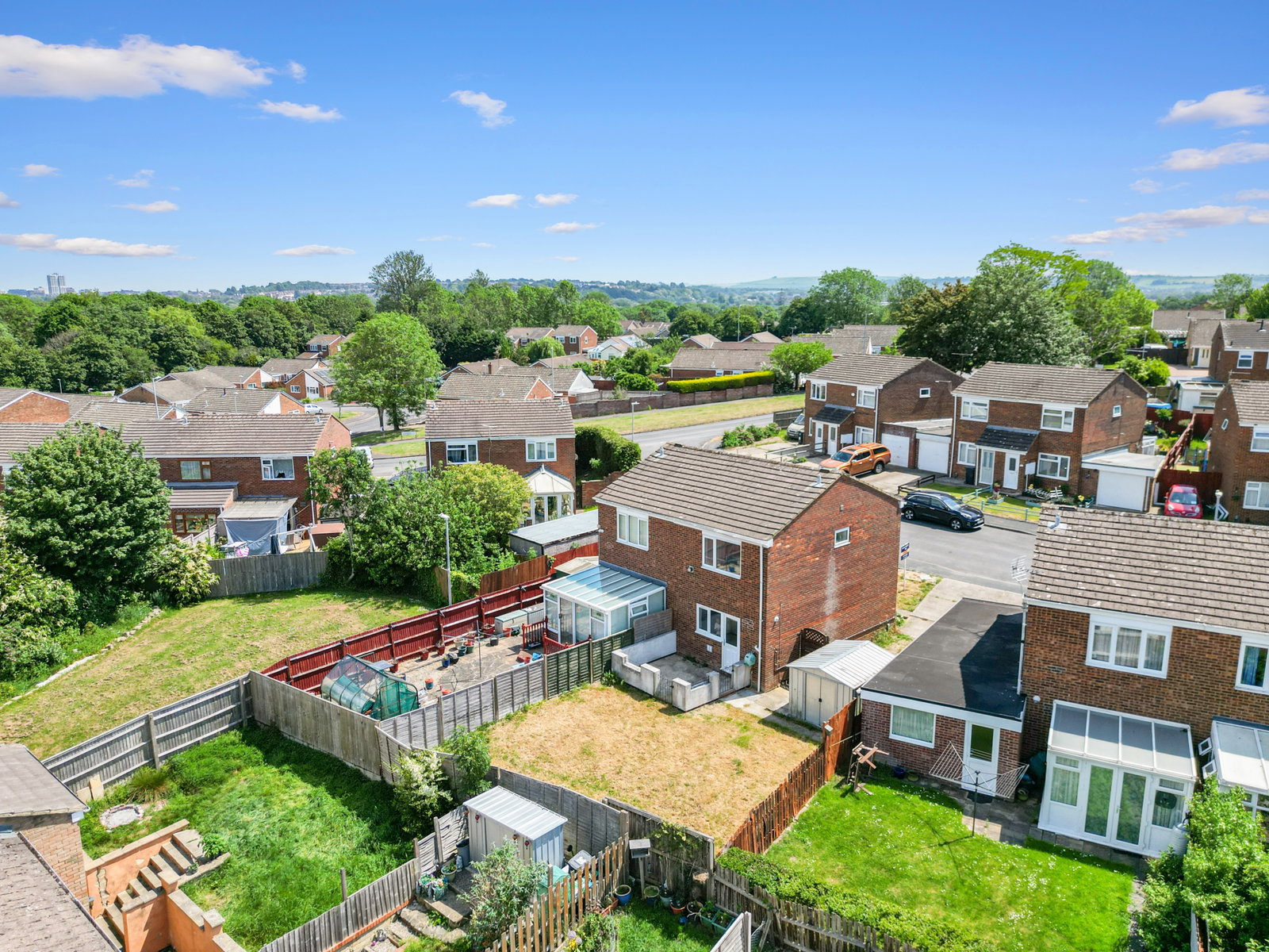 Semi Detached House in Swindon