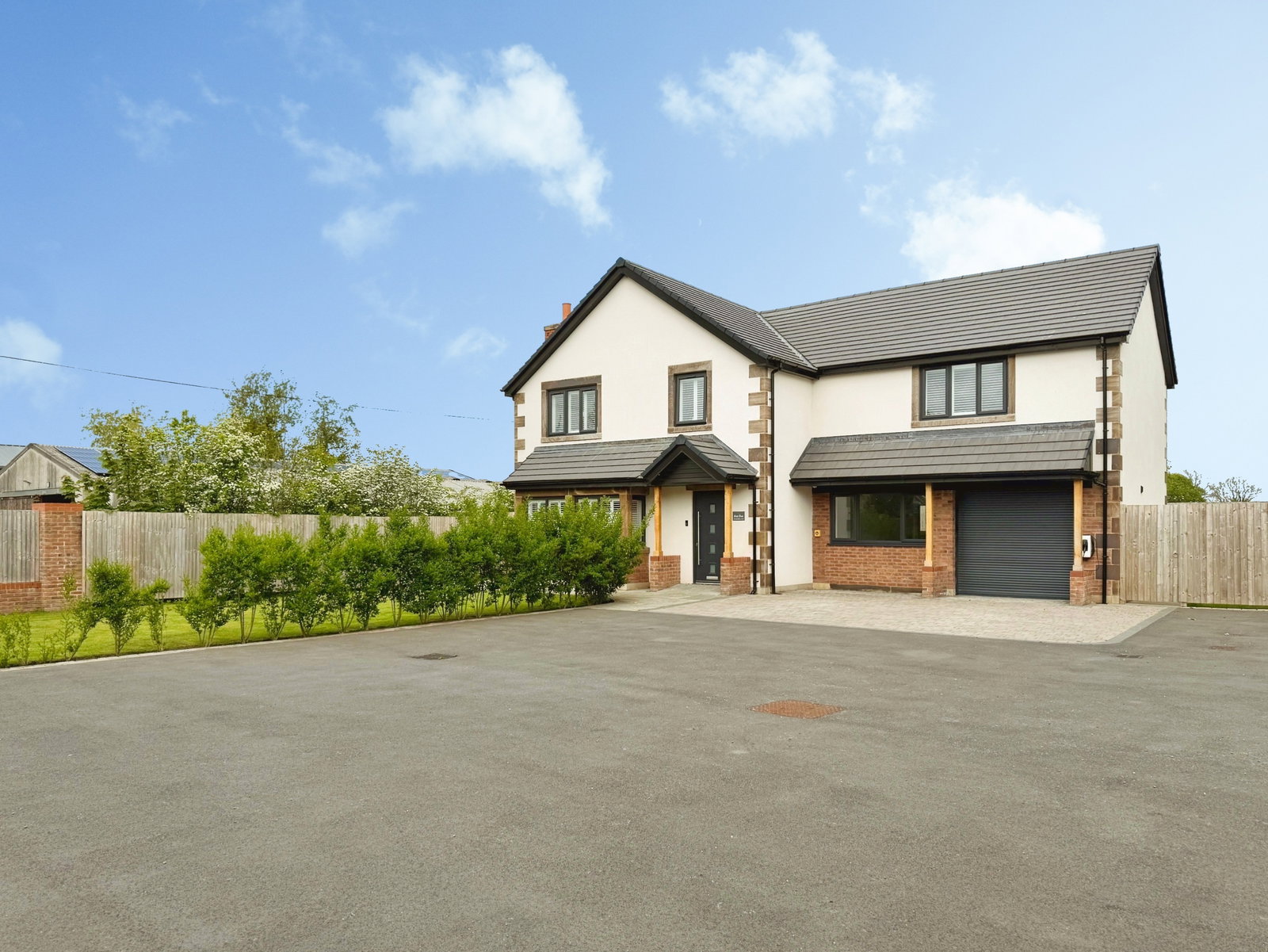 Detached House in Preston