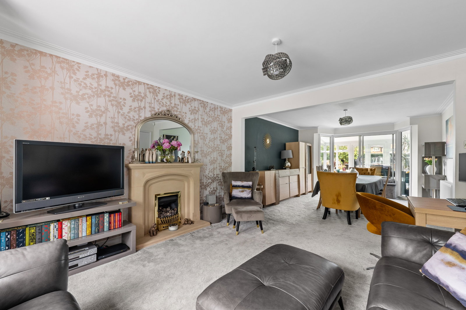Detached House in Purley