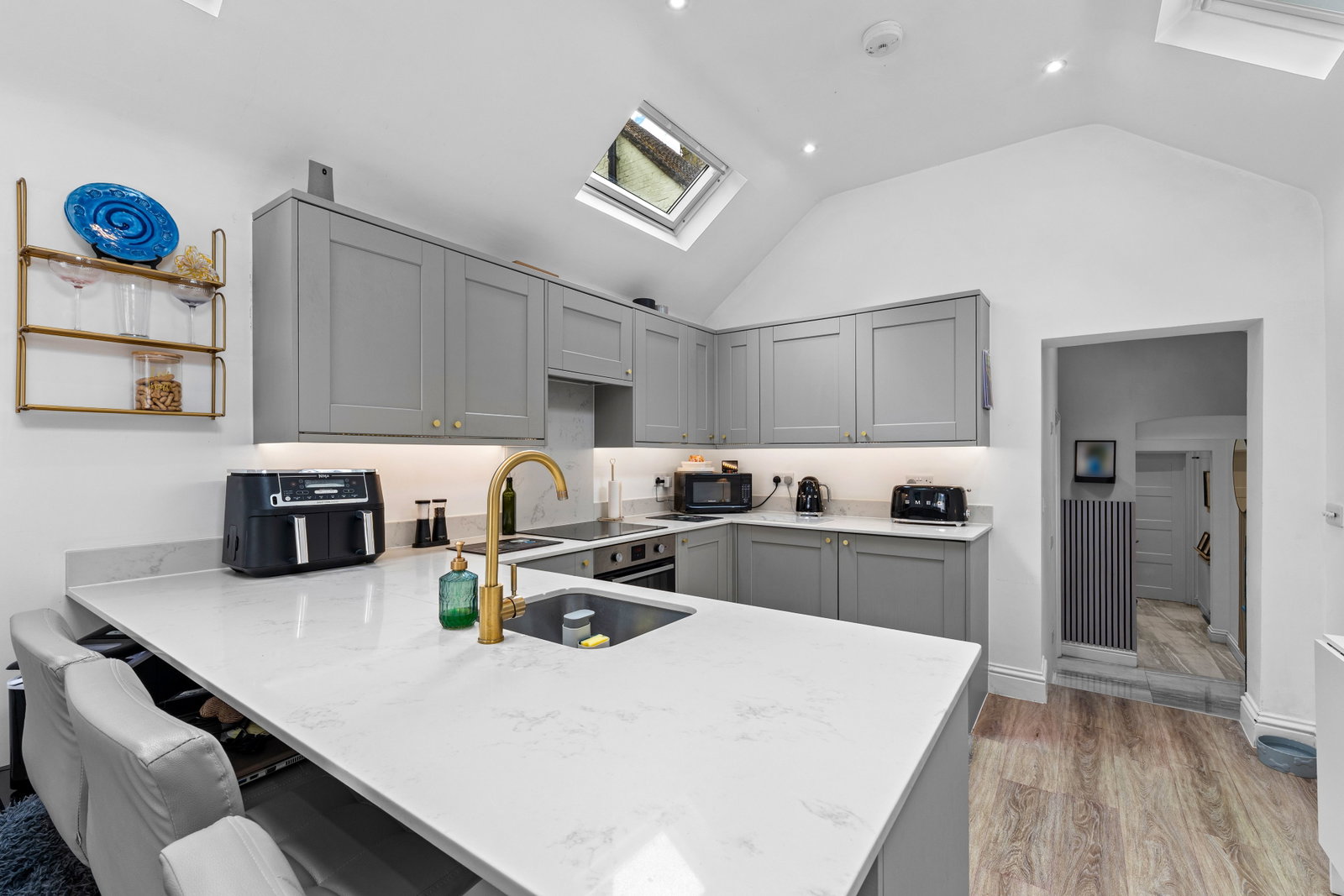 Semi Detached House in Caterham