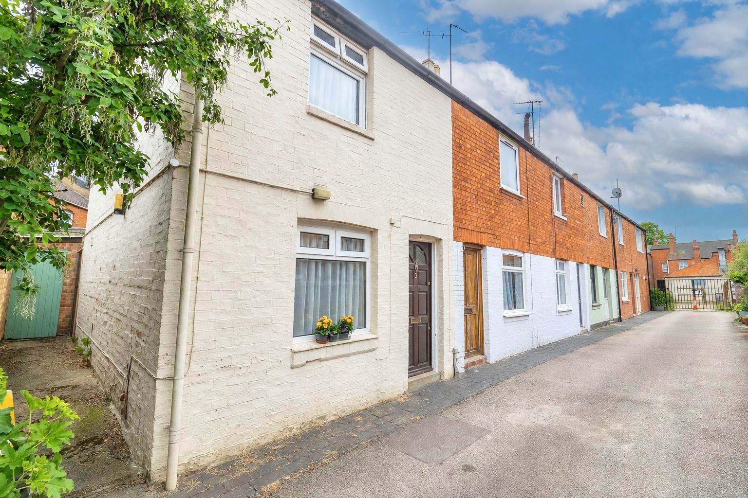 Terraced House in Milton Keynes