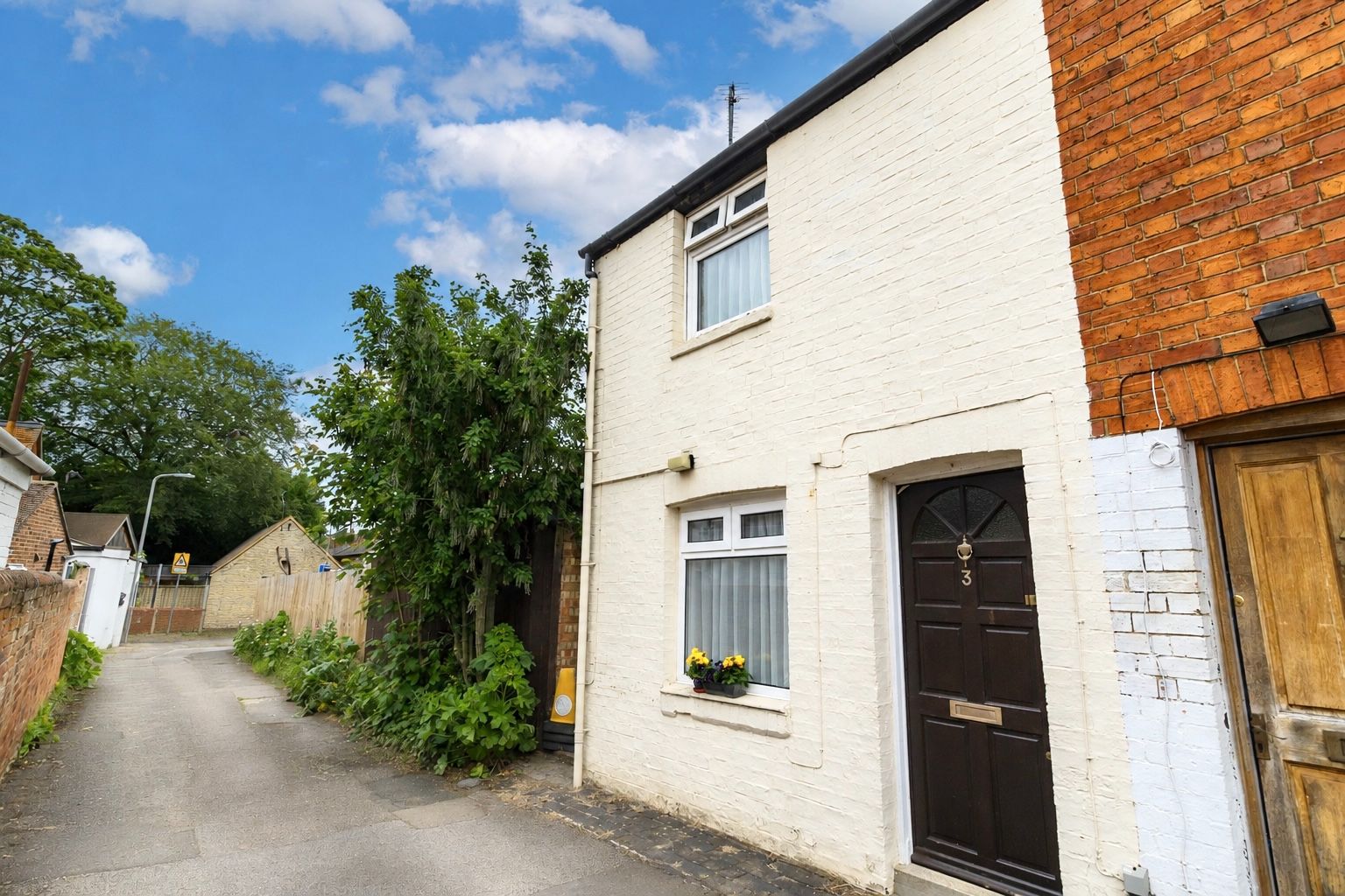 Terraced House in Milton Keynes