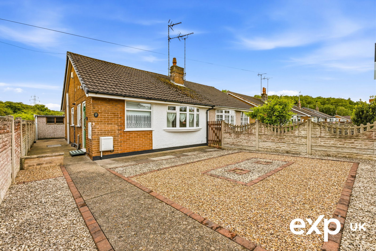 Semi Detached Bungalow in Newark