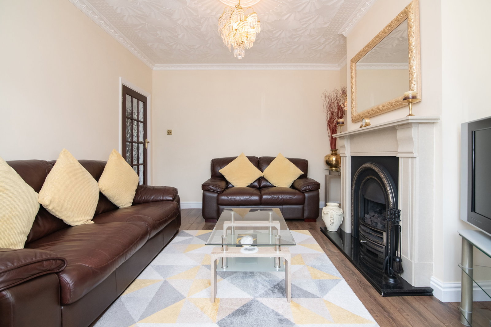 Semi Detached House in Oldbury