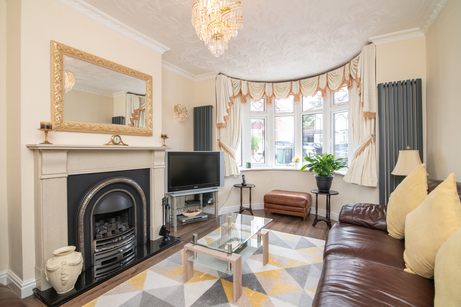 Semi Detached House in Oldbury