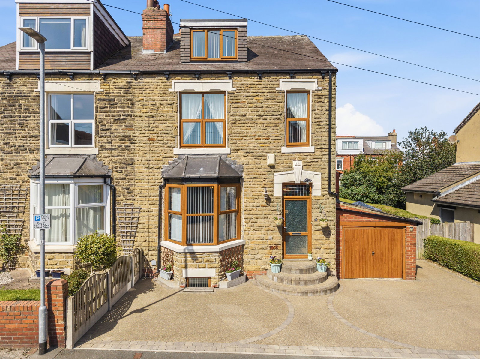 Semi Detached House in Leeds