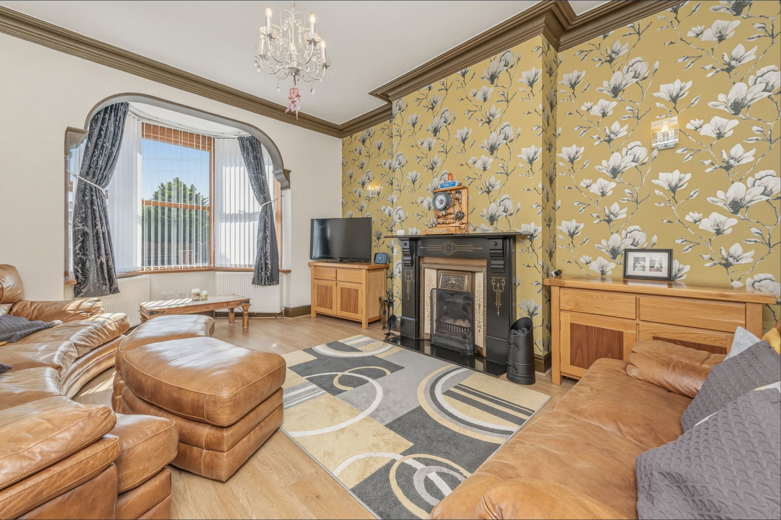 Semi Detached House in Leeds