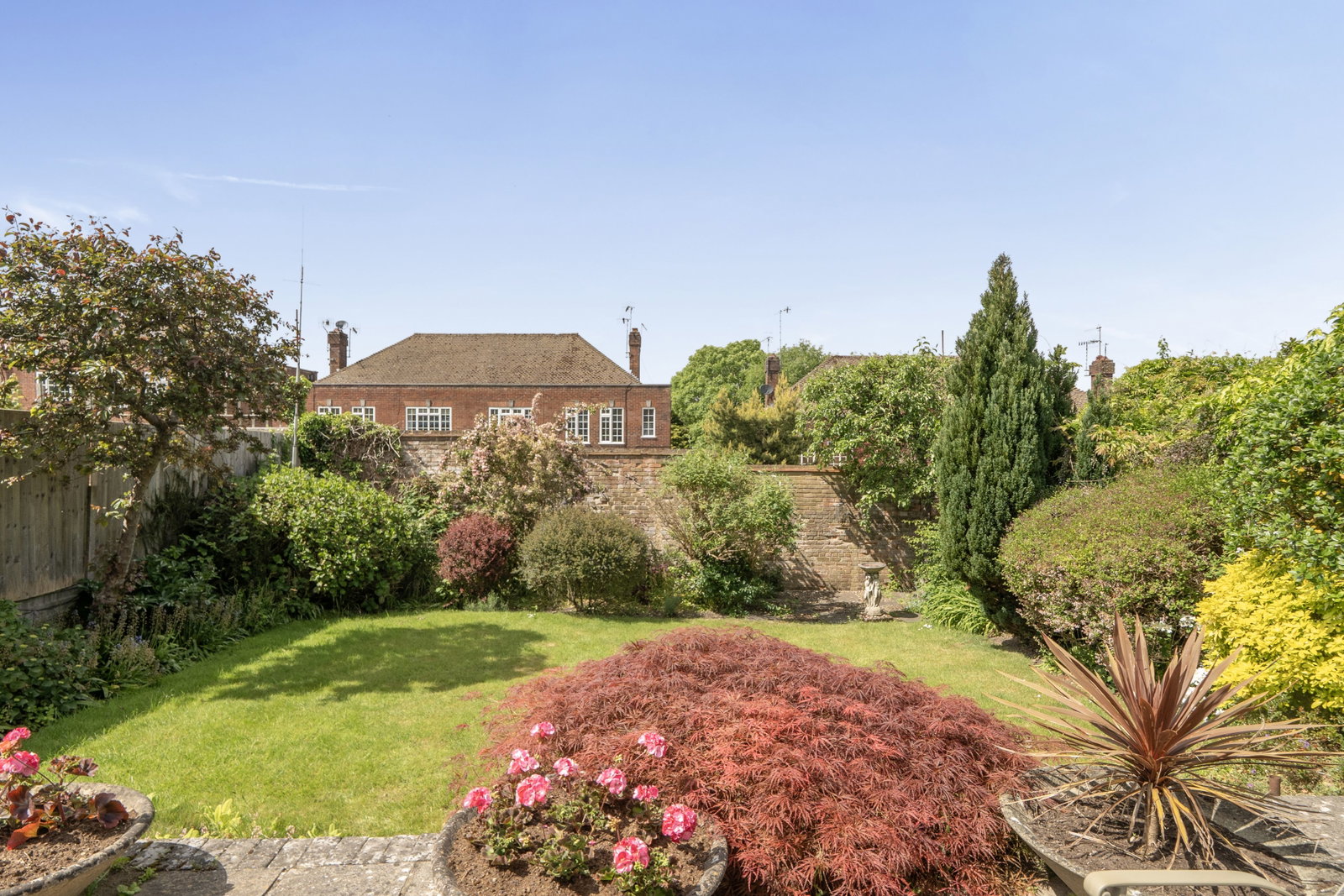 Bungalow in Bushey